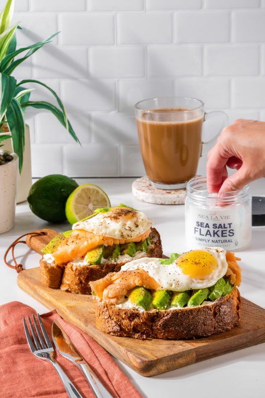 avocado and smoked salmon toast with eggs breakfast
